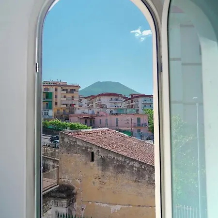 Ulisse Apartment *